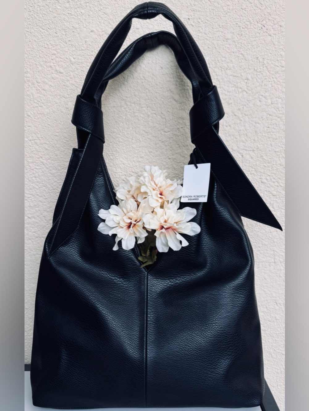 Sondra Robert’s Hobo Style Purse